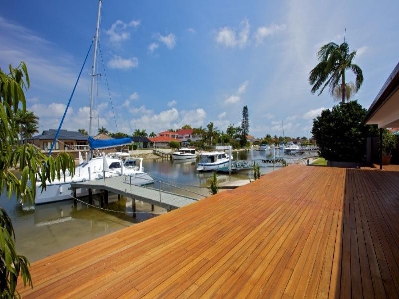 12 Drysdale Place, Paradise Point QLD 4216