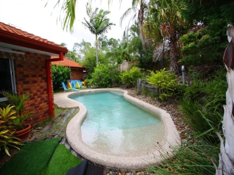 1 Robe Court, Helensvale QLD 4212