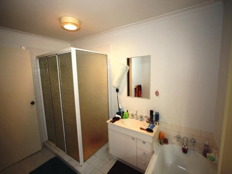 1 Robe Court, Helensvale QLD 4212