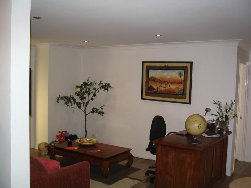 24 Stradbroke Street, Biggera Waters QLD 4216