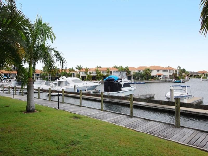 12/41a Broadwater Street, Runaway Bay QLD 4216