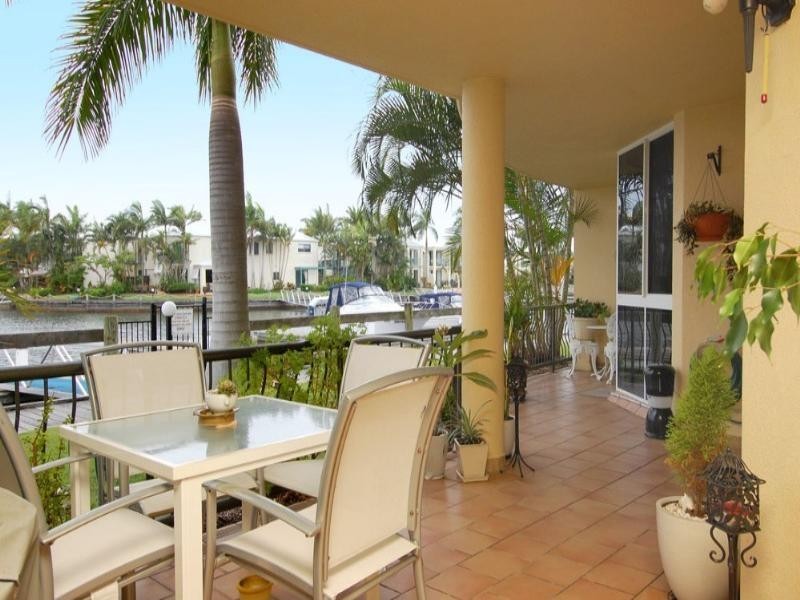 12/41a Broadwater Street, Runaway Bay QLD 4216