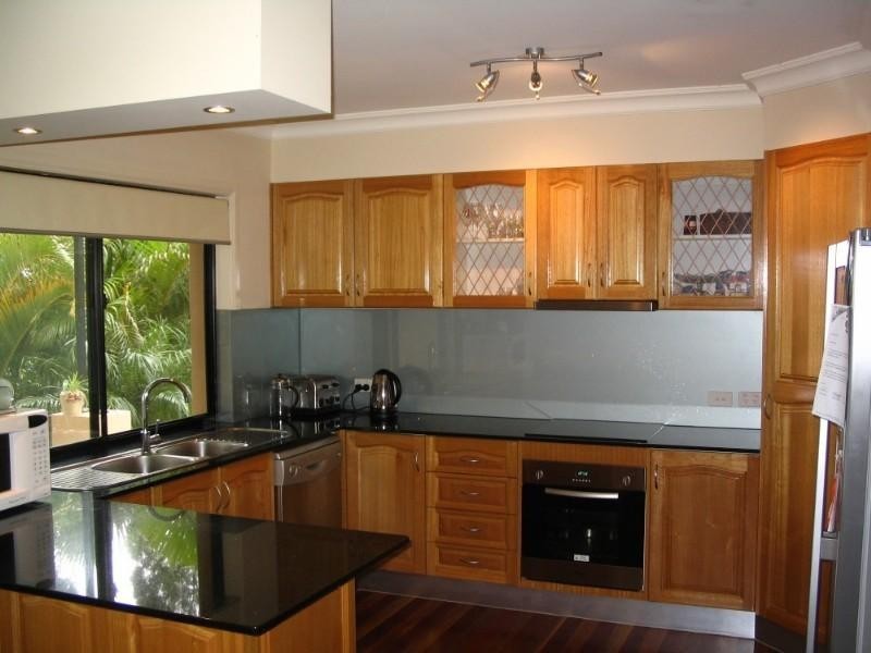5 Petworth Court, Arundel QLD 4214