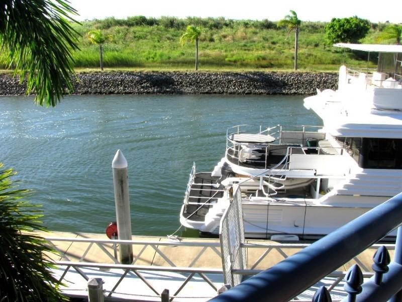Hope Island QLD 4212