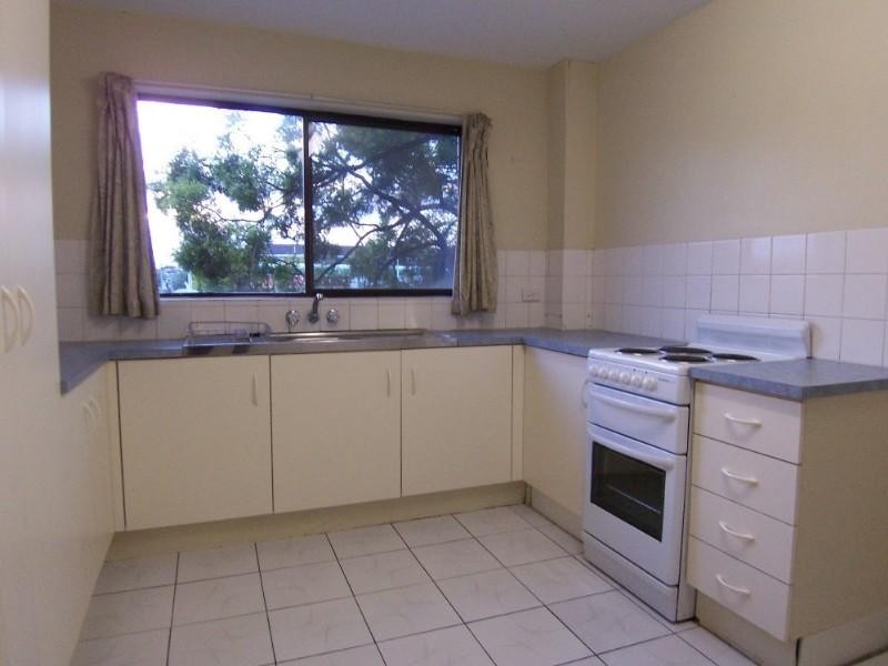 Labrador QLD 4215