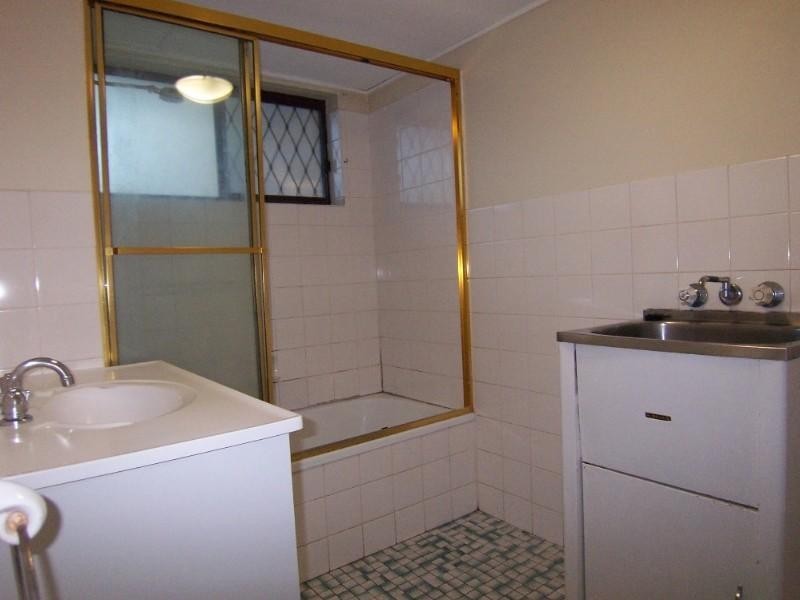 Labrador QLD 4215