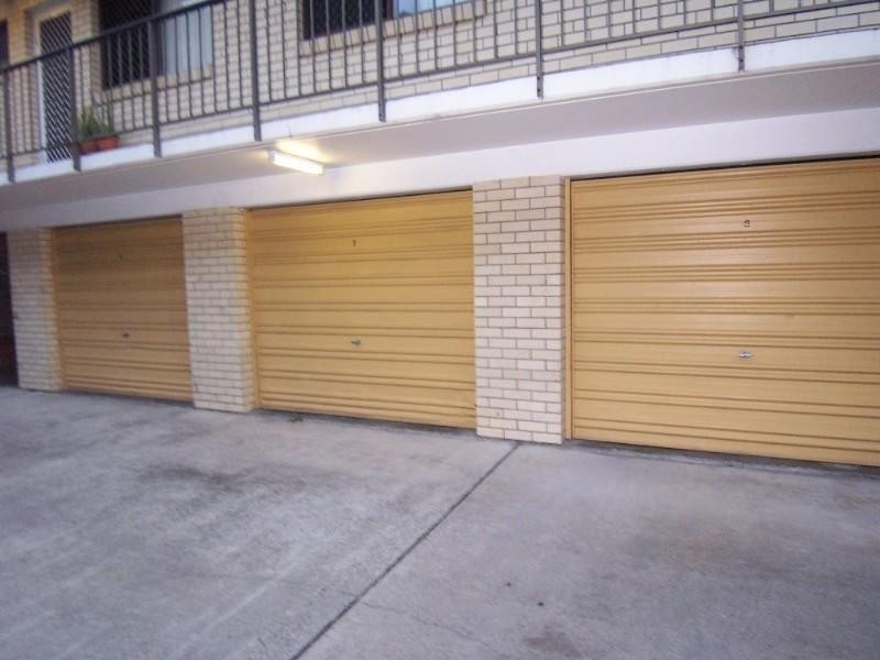 Labrador QLD 4215