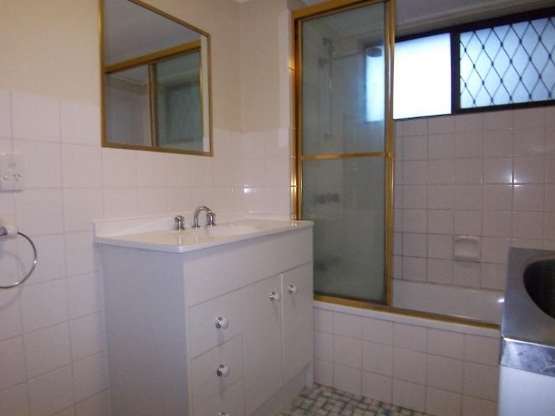 Labrador QLD 4215