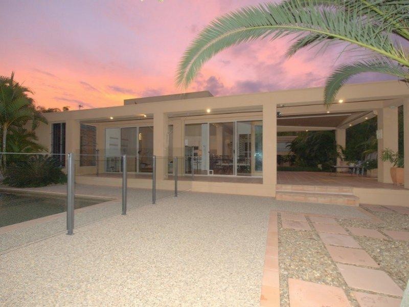 48 Fitzalan Circuit, Arundel QLD 4214