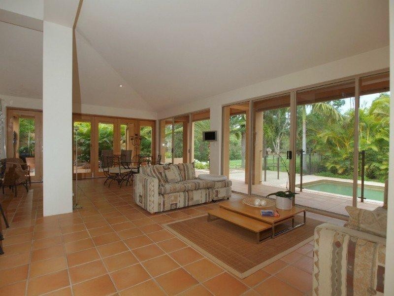 48 Fitzalan Circuit, Arundel QLD 4214
