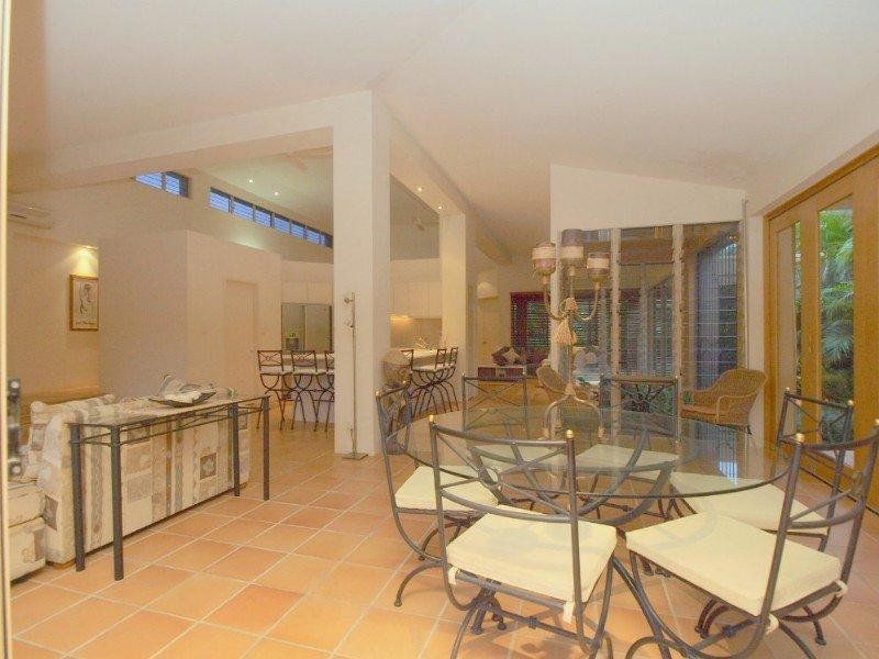 48 Fitzalan Circuit, Arundel QLD 4214