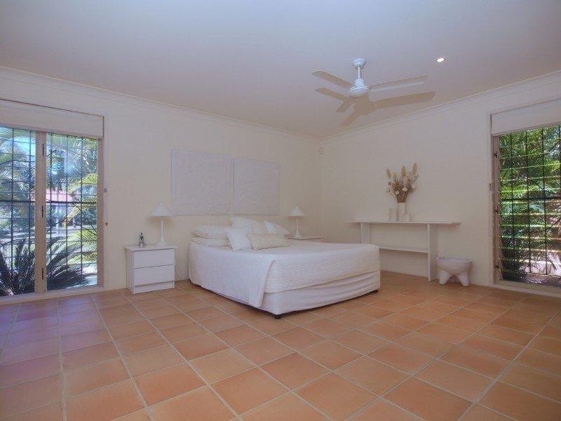 48 Fitzalan Circuit, Arundel QLD 4214