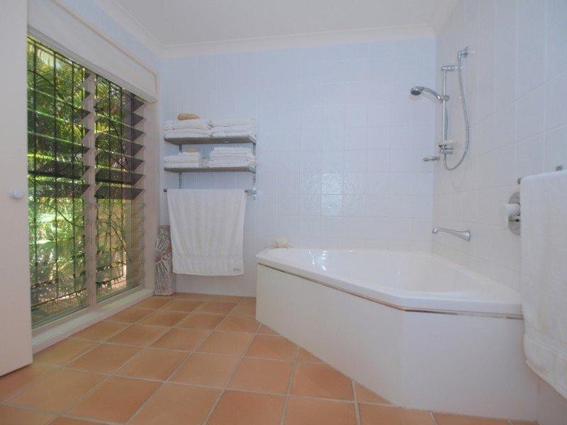 48 Fitzalan Circuit, Arundel QLD 4214