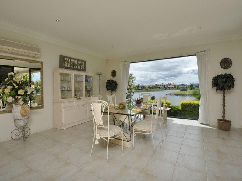 23 Sabrina Avenue, Hope Island QLD 4212