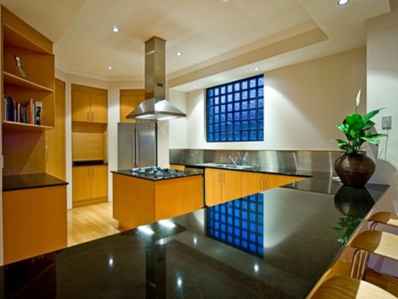 Paradise Point QLD 4216