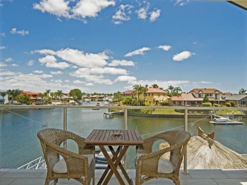 54 Cockleshell Court, Runaway Bay QLD 4216