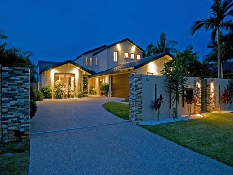 54 Cockleshell Court, Runaway Bay QLD 4216