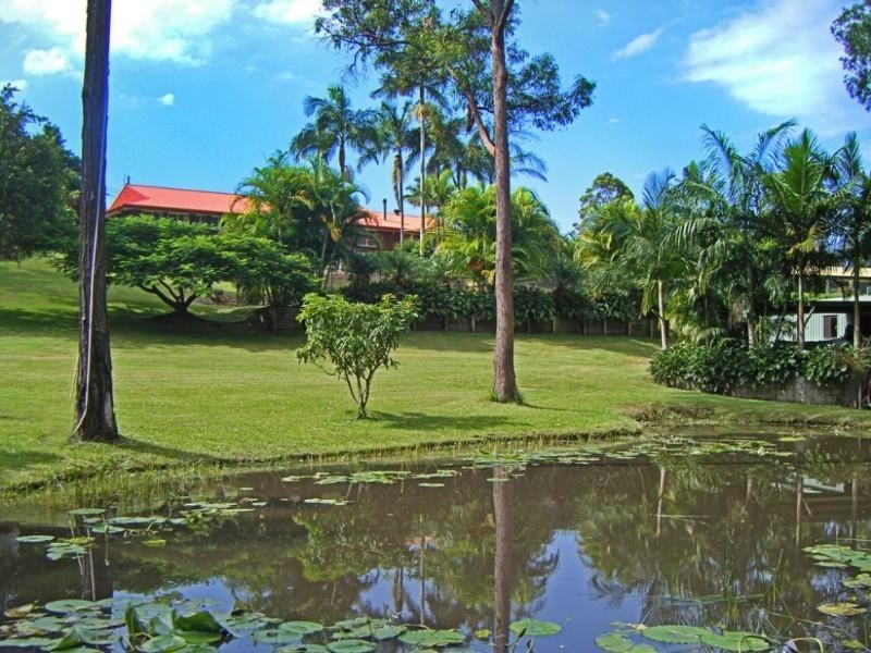 8 Evergreen Court, Parkwood QLD 4214