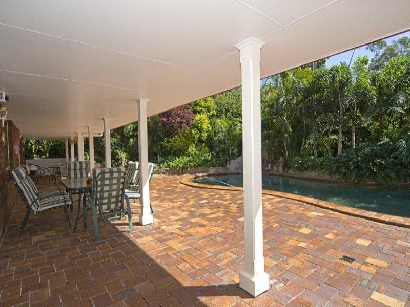 8 Evergreen Court, Parkwood QLD 4214