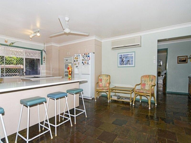 8 Evergreen Court, Parkwood QLD 4214