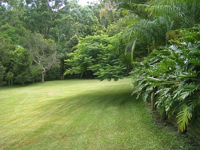 8 Evergreen Court, Parkwood QLD 4214