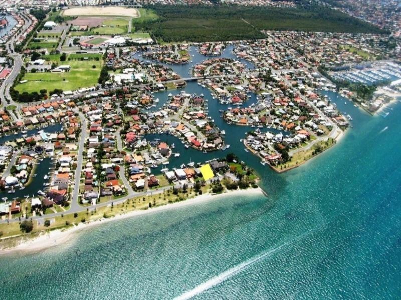 52 Shearwater Esplande, Runaway Bay QLD 4216