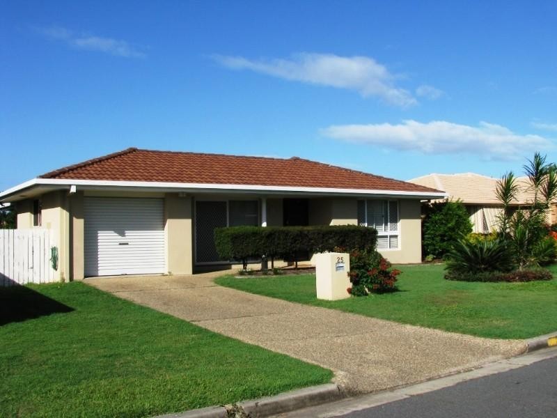 Hollywell QLD 4216