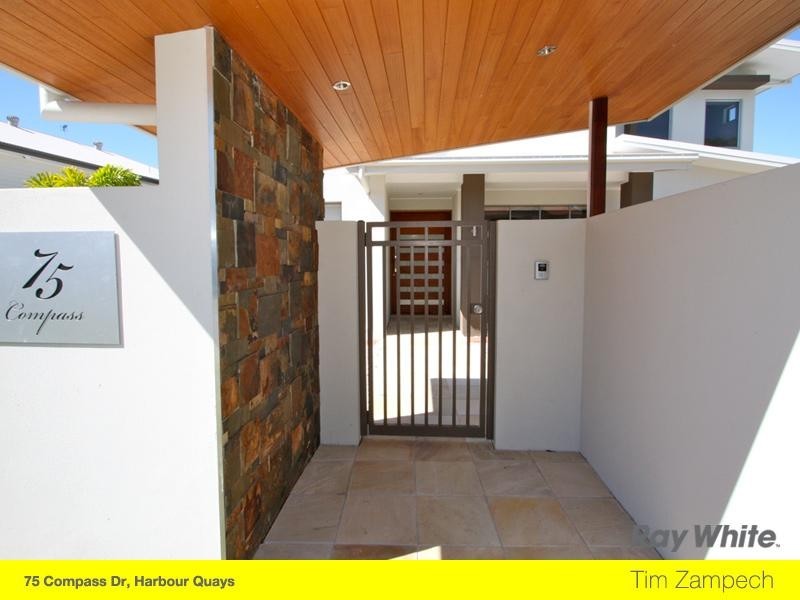 75 Compass Drive, Biggera Waters QLD 4216