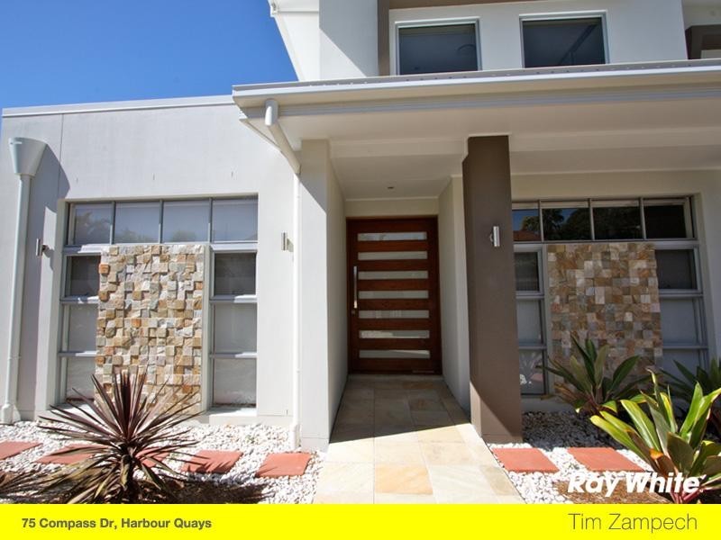 75 Compass Drive, Biggera Waters QLD 4216