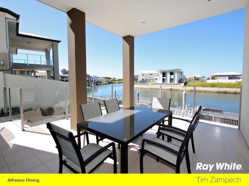 75 Compass Drive, Biggera Waters QLD 4216