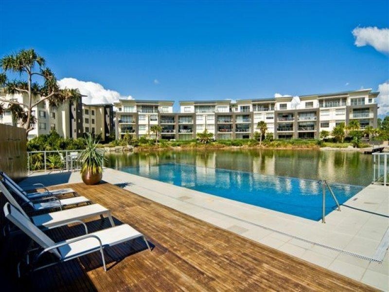 Hope Island QLD 4212