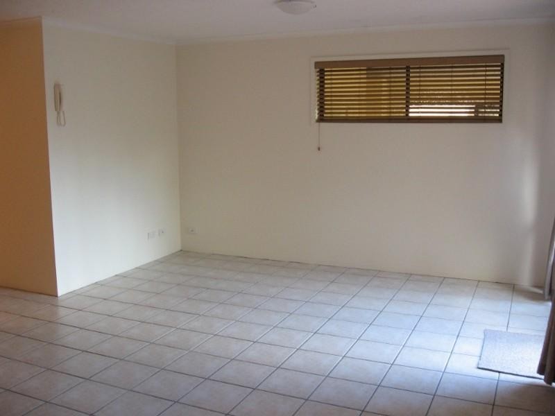 Labrador QLD 4215