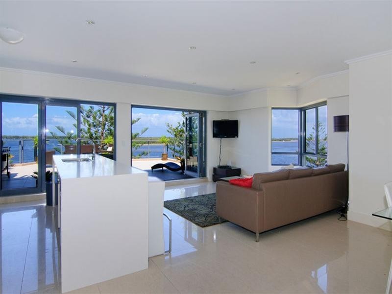 13and16/508 Marine Parade, Biggera Waters QLD 4216