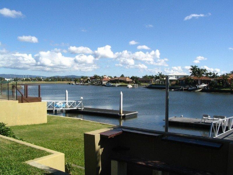 11 Willow Street, Biggera Waters QLD 4216