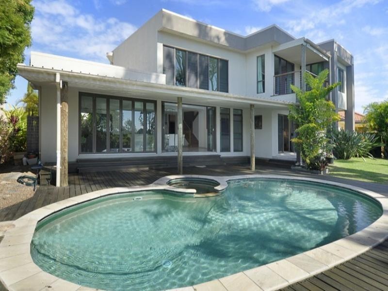 23 Champagne Boulevard, Helensvale QLD 4212