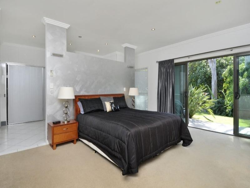 23 Champagne Boulevard, Helensvale QLD 4212