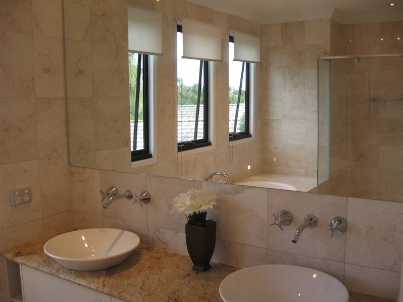 111 Pebble Beach Drive, Runaway Bay QLD 4216