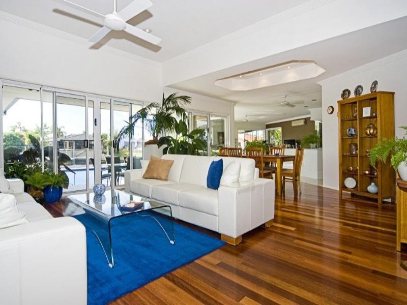 6 The Yardarm, Runaway Bay QLD 4216