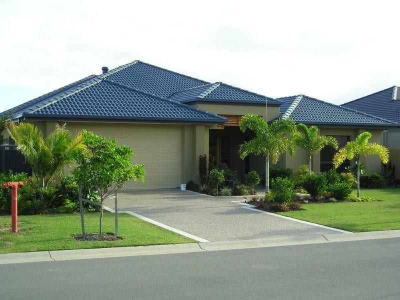 8 Mandolin Avenue, Helensvale QLD 4212