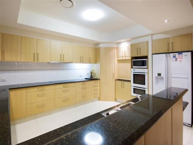 8 Mandolin Avenue, Helensvale QLD 4212