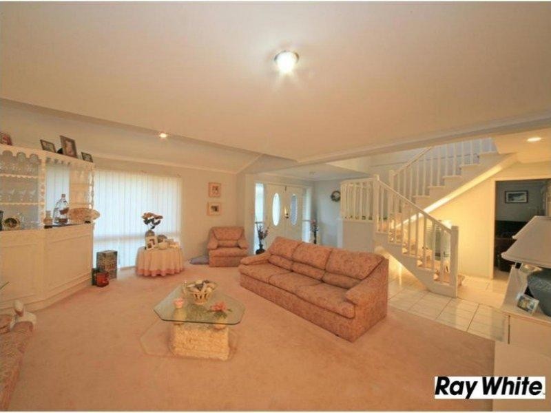 28 Midnight Court, Runaway Bay QLD 4216