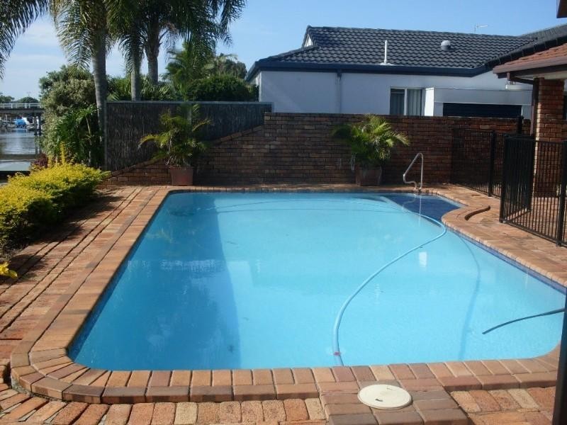 Runaway Bay QLD 4216