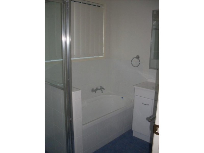 Pacific Pines QLD 4211