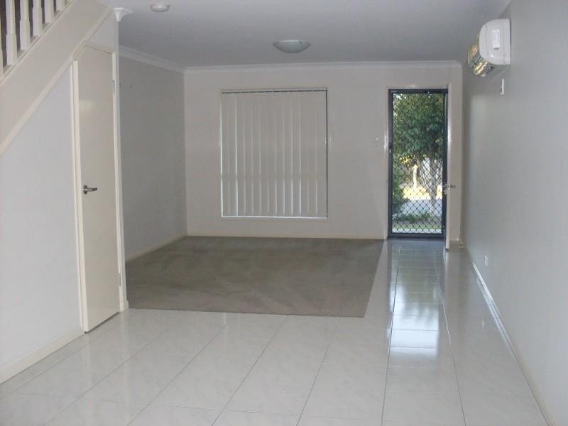 Pacific Pines QLD 4211