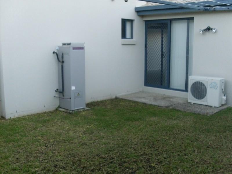 Pacific Pines QLD 4211