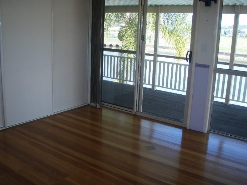 28 Longboat Place, Biggera Waters QLD 4216