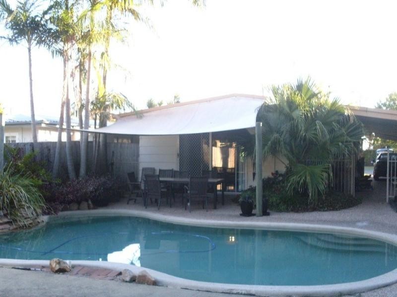 Biggera Waters QLD 4216