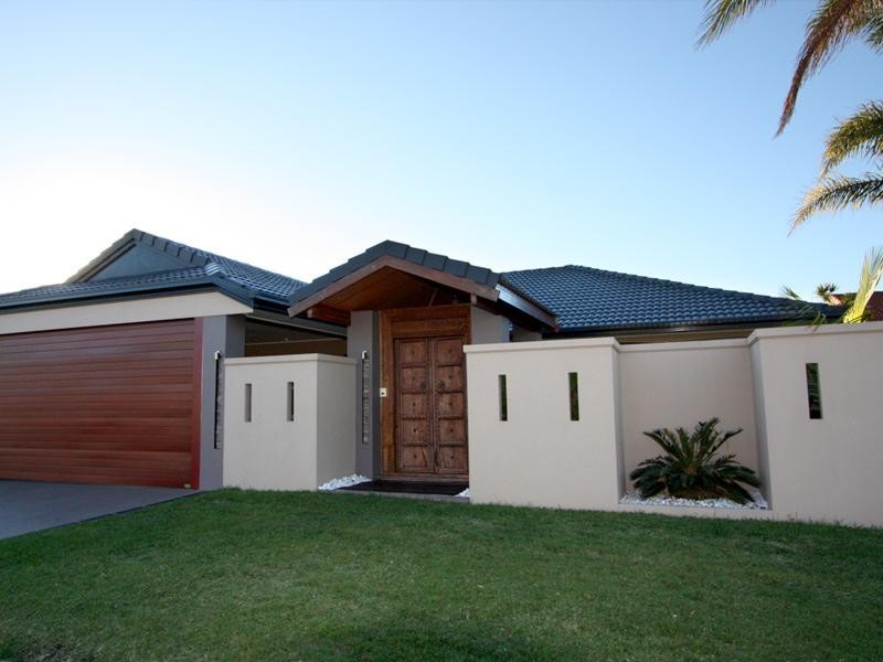 48 Cockleshell Court, Runaway Bay QLD 4216