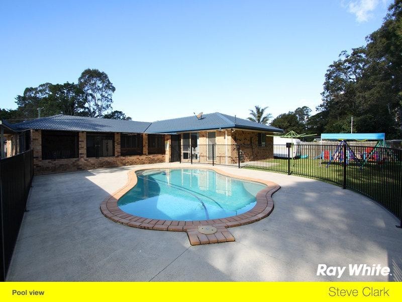 87 Crescent Avenue, Hope Island QLD 4212