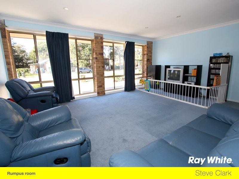 87 Crescent Avenue, Hope Island QLD 4212